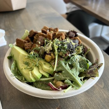 Fix & Repeat - Green Goddess Salad - Juice Bars & Smoothies Near Me - Bend, Oregon