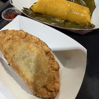 Centro Villa 25 - Latin American Near Me - Cleveland, Ohio