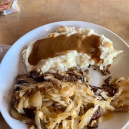 Chopped steak with mash potatoes Chopped steak with mash potatoes