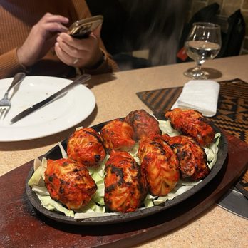 Menali Restaurant - Tandoori Momo - Himalayan/Nepalese Near Me - Toronto, Ontario