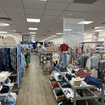 Carter's - Shoe Stores Near Me - Saint Matthews, Kentucky