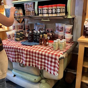 Zeb's General Store - Grocery Near Me - North Conway, New Hampshire Zeb's General Store - Grocery Near Me - North Conway, New Hampshire