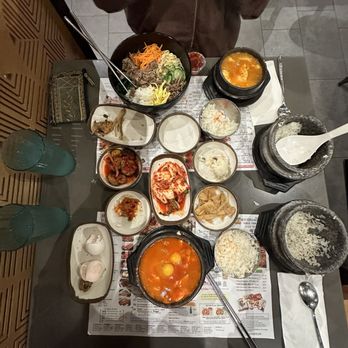 BCD Tofu House - C6. Bibimbap Combo S1. Original Soon Tofu - Korean Near Me - Irvine, California