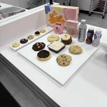 Crumbl - The Well - Bakeries Near Me - Toronto, Ontario