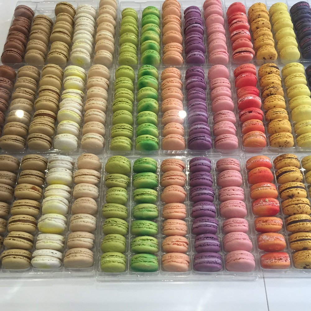 Brian Joyeux - Macaroons, both traditional and inventive flavors. - Bakeries Near Me - Brussels, BRU