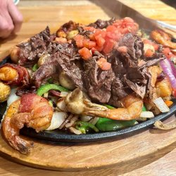 El Tequileno Family Mexican Restaurant - Golden - Fajitas Mi Tierra for Two