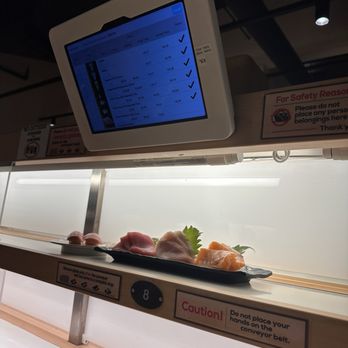 Waka Sakura - Conveyor Belt Sushi Near Me - Gardena, California Waka Sakura - Conveyor Belt Sushi Near Me - Gardena, California