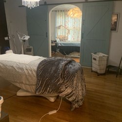Skin Zone - Facial room