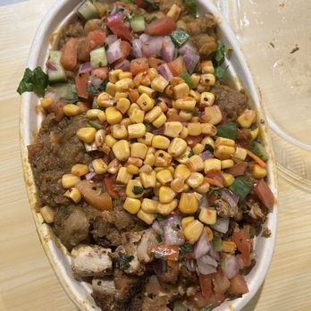 Sam & Curry - Half chicken curry, half chicken tikka bowl - Indian Near Me - San Jose, California Sam & Curry - Half chicken curry, half chicken tikka bowl - Indian Near Me - San Jose, California