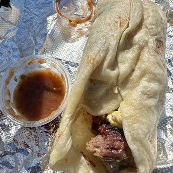 Buc-ee’s - Brisket and Egg Breakfast Taco. So good! - Gas Stations Near Me - Smiths Grove, Kentucky Buc-ee’s - Brisket and Egg Breakfast Taco. So good! - Gas Stations Near Me - Smiths Grove, Kentucky