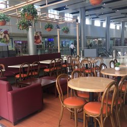 Figaro Coffee - Nice seating area