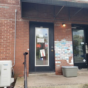 Trackside Deli - Delis Near Me - Rockfall, Connecticut