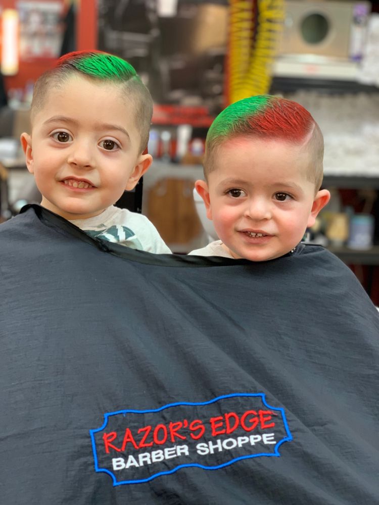 Razor's Edge Barber Shoppe Logo