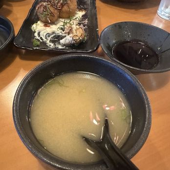 Kinzuu Izakaya - Miso soup. Takoyaki. Enoki - Izakaya Near Me - Las Vegas, Nevada Kinzuu Izakaya - Miso soup. Takoyaki. Enoki - Izakaya Near Me - Las Vegas, Nevada