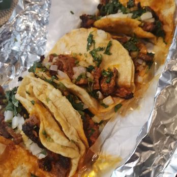 Huaraches Mexican Restaurant - Al pastor tacos - Mexican Near Me - Chicago, Illinois Huaraches Mexican Restaurant - Al pastor tacos - Mexican Near Me - Chicago, Illinois