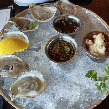 Pappadeaux Seafood Kitchen - Raw oysters - Cajun/Creole Near Me - Westmont, Illinois Pappadeaux Seafood Kitchen - Raw oysters - Cajun/Creole Near Me - Westmont, Illinois