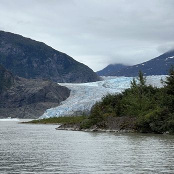 Mendenhall Glacier Visitor Center - Visitor Centers Near Me - Juneau, Alaska