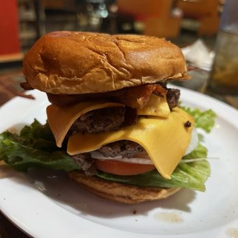 Breakfast And Burgers - Bacon cheeseburger - Breakfast & Brunch Near Me - St Louis, Missouri Breakfast And Burgers - Bacon cheeseburger - Breakfast & Brunch Near Me - St Louis, Missouri
