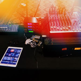 Vida Loek Media - Gear Rentals for any size event - DJs Near Me Vida Loek Media - Gear Rentals for any size event - DJs Near Me