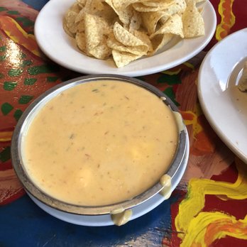 Cuz's Uptown Barbeque - Crab dip appetizer - Barbeque Near Me - Pounding Mill, Virginia
