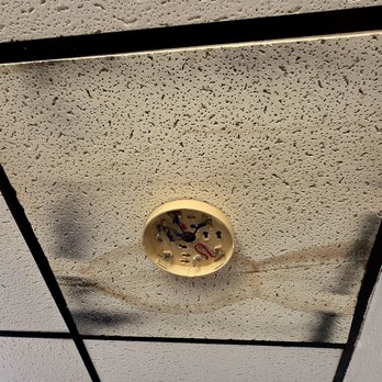 Ramada by Wyndham Enid - Broken smoke detector - Hotels Near Me - Enid, Oklahoma Ramada by Wyndham Enid - Broken smoke detector - Hotels Near Me - Enid, Oklahoma