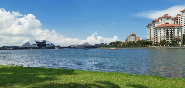 Kallang Riverside Park by null