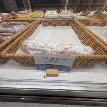 Paris Baguette - Walnut Cream Bread - Bakeries Near Me - Chicago, Illinois Paris Baguette - Walnut Cream Bread - Bakeries Near Me - Chicago, Illinois
