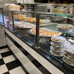 Mia's Pizza and Cafe - Pizza by the slice