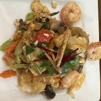 Thai Spice Garden - Rice Noodles with Shrimp - Asian Fusion Near Me - Fort Myers, Florida Thai Spice Garden - Rice Noodles with Shrimp - Asian Fusion Near Me - Fort Myers, Florida
