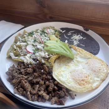 Dulce de Leche Cafe - Chilaquiles Verdes - Cafes Near Me - Chicago, Illinois