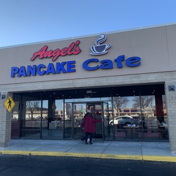 Angel’s Pancake Cafe - Restaurant entrance - Cafes Near Me - Morton Grove, Illinois
