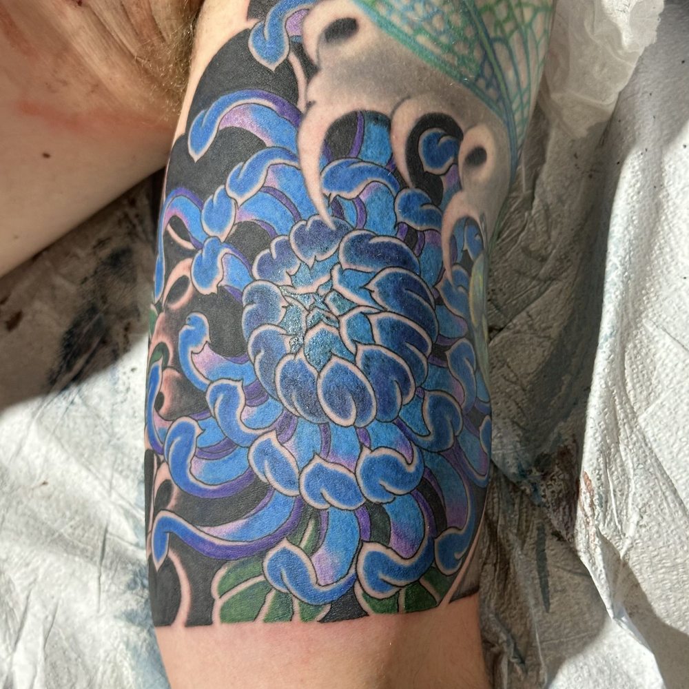 Superfly Tattoo & Body Piercing - Spider crysanthemum done by Dominic Vasquez - Tattoo Near Me - San Diego, California Superfly Tattoo & Body Piercing - Spider crysanthemum done by Dominic Vasquez - Tattoo Near Me - San Diego, California