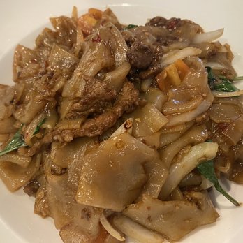 Chao Phra Ya - Drunken Noodles - Thai Near Me - Herndon, Virginia Chao Phra Ya - Drunken Noodles - Thai Near Me - Herndon, Virginia