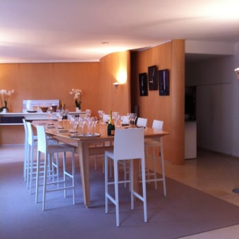 Krug Champagne - Wineries Near Me - Reims, 51