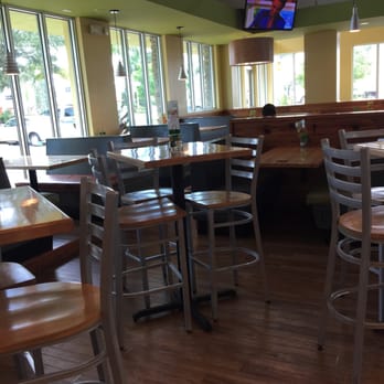 PDQ Chicken - Dining room is welcoming and modern - Sandwiches Near Me - West Palm Beach, Florida PDQ Chicken - Dining room is welcoming and modern - Sandwiches Near Me - West Palm Beach, Florida