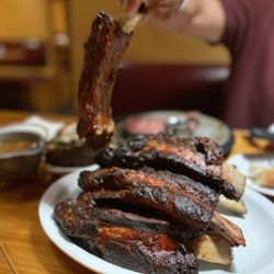 Cattlemens Steakhouse - Beef ribs full rack