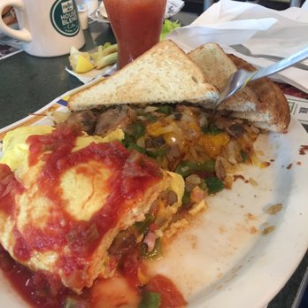 Metro Diner - Huge Western Omelette - Breakfast & Brunch Near Me - Palm Coast, Florida Metro Diner - Huge Western Omelette - Breakfast & Brunch Near Me - Palm Coast, Florida