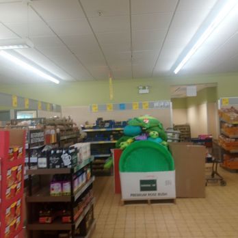 ALDI - Area of store before you checkout - Grocery Near Me - Chicago, Illinois