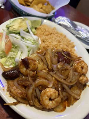 Mar & Tierra Mexican Grill and Mariscos by null
