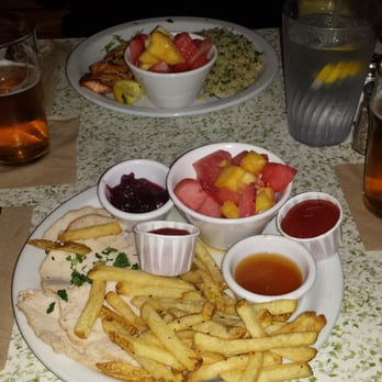 Tinleaf Fresh Kitchen - Best dinner date. Salmon & Turkey plates - New American Near Me - Carlsbad, California Tinleaf Fresh Kitchen - Best dinner date. Salmon & Turkey plates - New American Near Me - Carlsbad, California