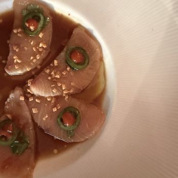 Tanoshi - Sushi Bars Near Me - Chicago, Illinois