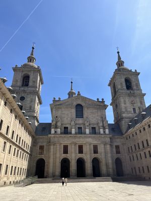 Royal Site of San Lorenzo de El Escorial by null