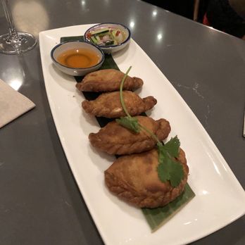 Pineapple Thai - Thai Near Me - Cupertino, California