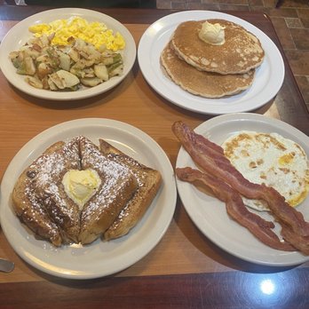 Cactus Trails Cafe - French toast & pancakes - Breakfast & Brunch Near Me - Twentynine Palms, California Cactus Trails Cafe - French toast & pancakes - Breakfast & Brunch Near Me - Twentynine Palms, California