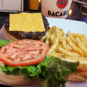 Black Point Ocean Grill - Seafood Near Me - Cutler Bay, Florida