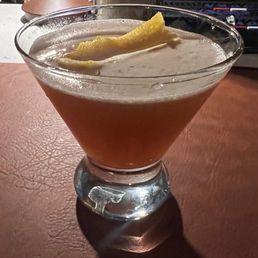 Ember - Brandy Crusta - drink, mussels, oysters, shellfish, oysters and mussels - Wine Bars Near Me - Newry, Maine