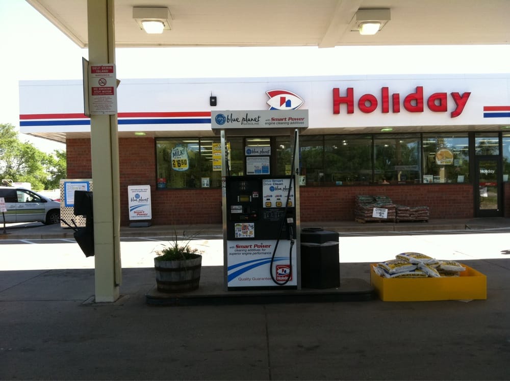 Holiday Station Store Logo
