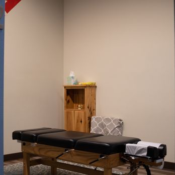 Watson Chiropractic - Adjustment Room 1 - Chiropractors Near Me - Manteca, California Watson Chiropractic - Adjustment Room 1 - Chiropractors Near Me - Manteca, California