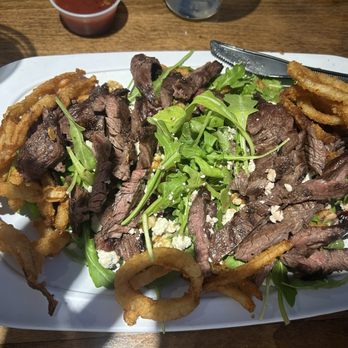 The Pig & Parrot - Brielle - Hanger Steak Salad - Bars Near Me - Brielle, New Jersey The Pig & Parrot - Brielle - Hanger Steak Salad - Bars Near Me - Brielle, New Jersey