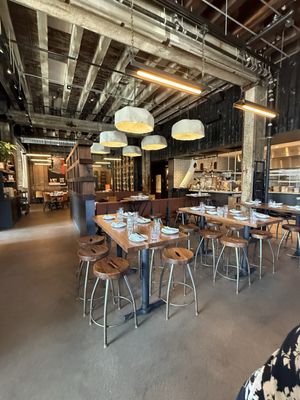 Barcelona Wine Bar by null